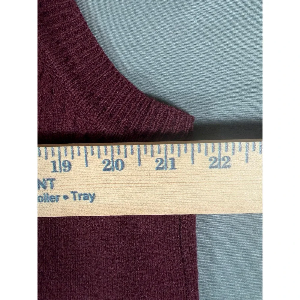 Evergreen ExpertWares Mens M 100% Lambswool Sweater Vest Burgundy V-Neck